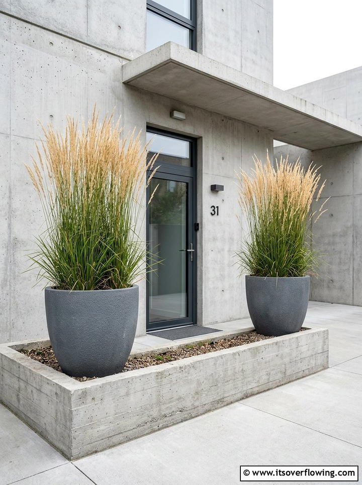 Large Concrete Planter - 25 garden decor ideas with neutral tones