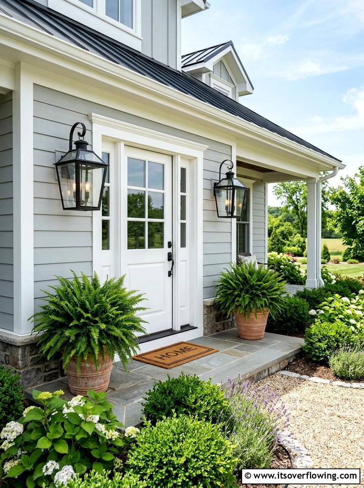 Large black lanterns - 25 front porch decor ideas with candle holders