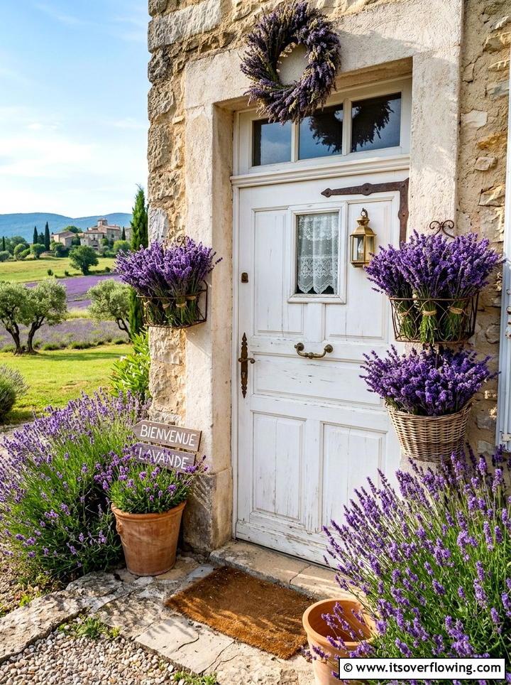 Lavender scented front door - 25 front porch ideas with door garland