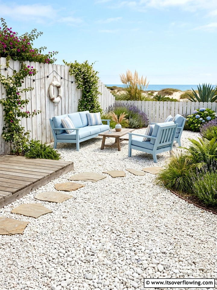 Light Colored Gravel Backyard - 25 backyard ideas with gravel