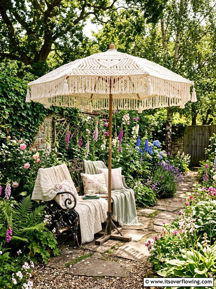 Macrame Garden Parasol - 25 garden decor ideas with umbrellas