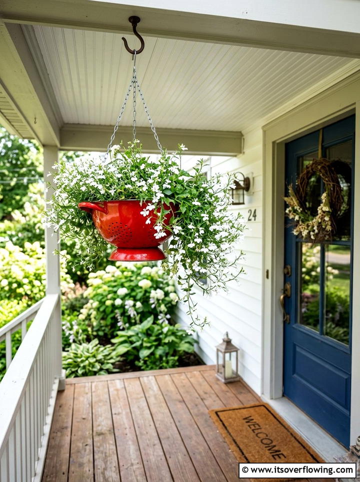 Mason Jar Solar Lantern - 25 recycled garden ideas on a budget