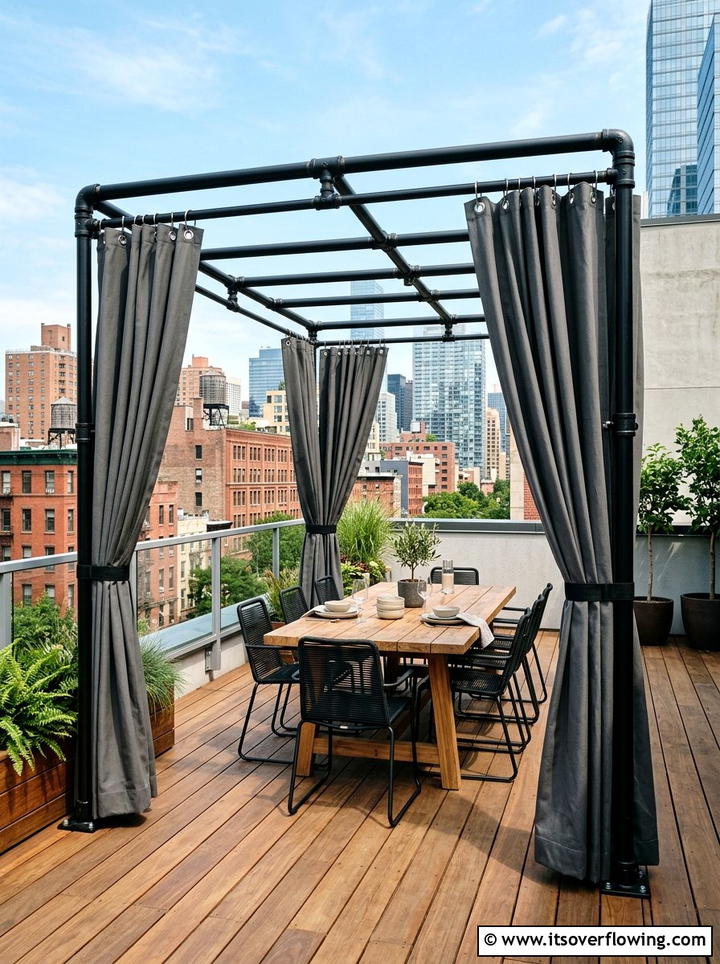 Metal Pipe Frame - 25 reusing old things ideas for privacy screens