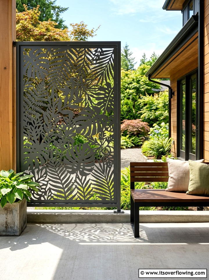 Metal Screen With Pattern - 25 front porch ideas with privacy screens