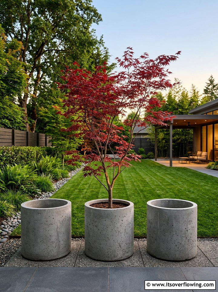 Minimalist concrete planter backyard - 25 garden ideas with concrete planters