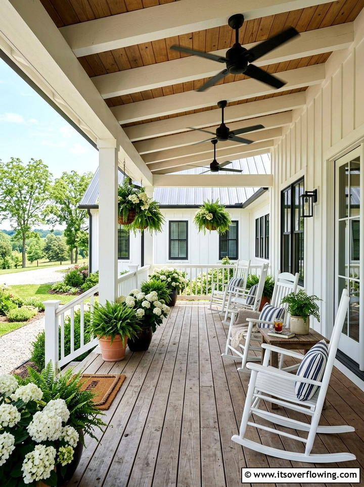 Modern Farmhouse Porch - 25 front porch ideas with ceiling fan
