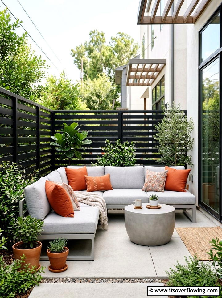 Modern Outdoor Sectional For Small Space - 25 small garden ideas with cozy seating