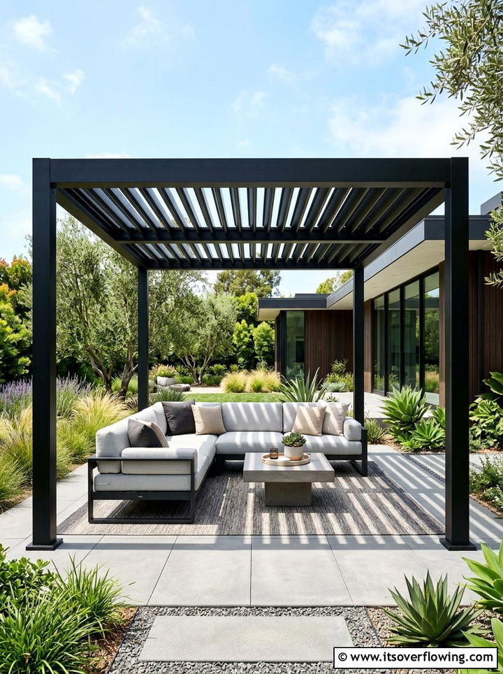 Modern Pergola - 25 backyard ideas for spring makeovers