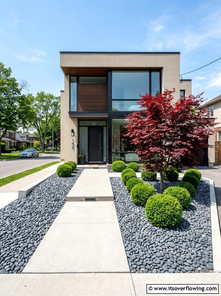 Modern front yard layering - 25 garden design ideas with layering