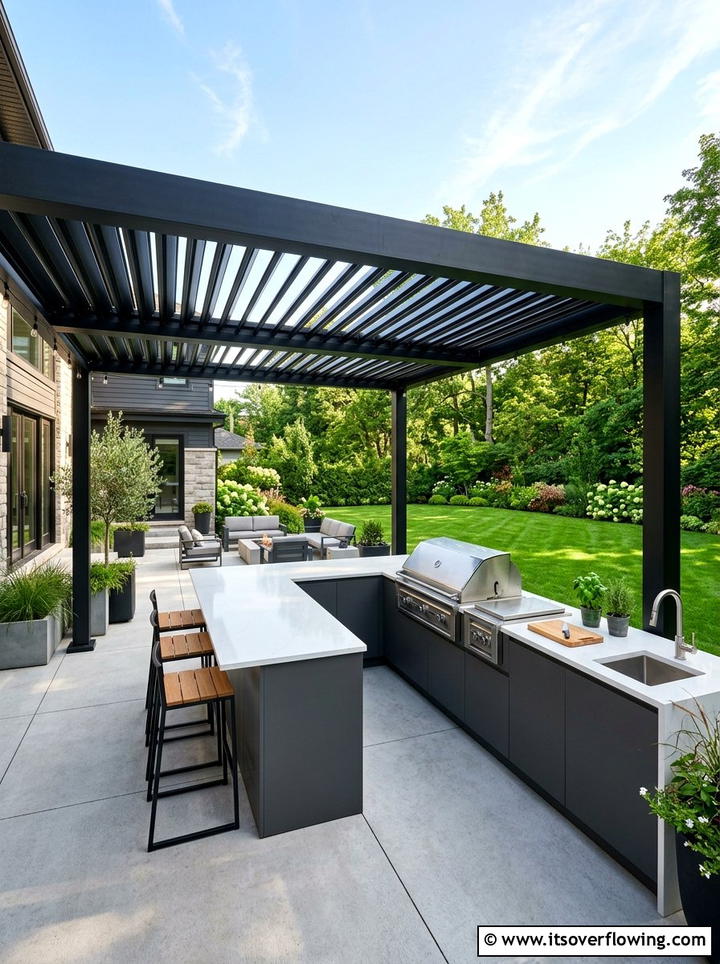 Modern outdoor kitchen with pergola - 25 garden design ideas for outdoor kitchens