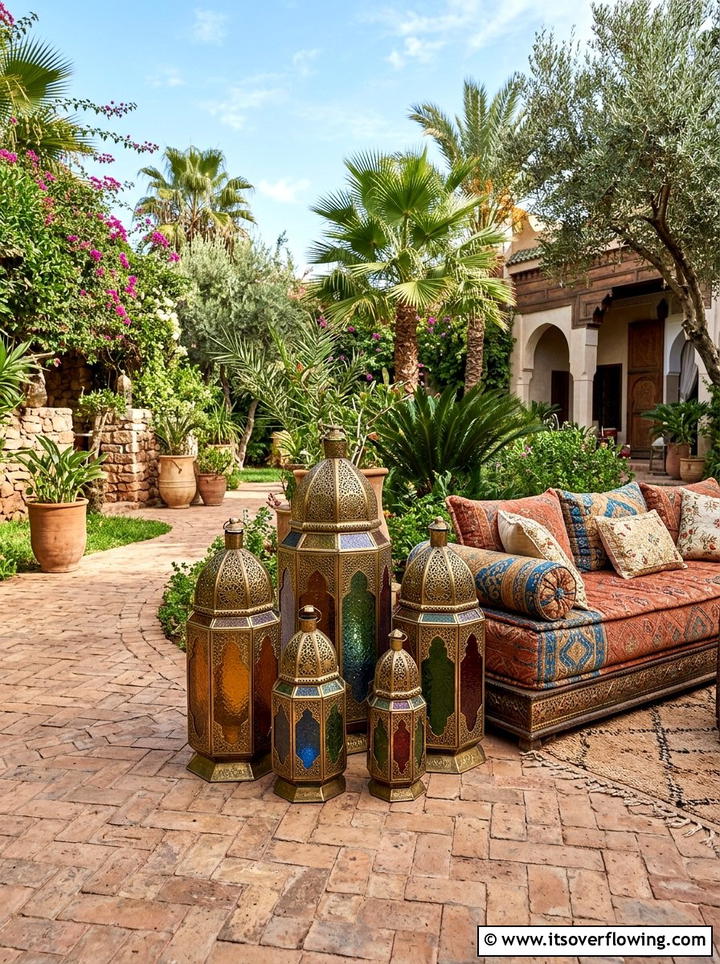 Moroccan Floor Lantern - 25 garden decor ideas with boho accents