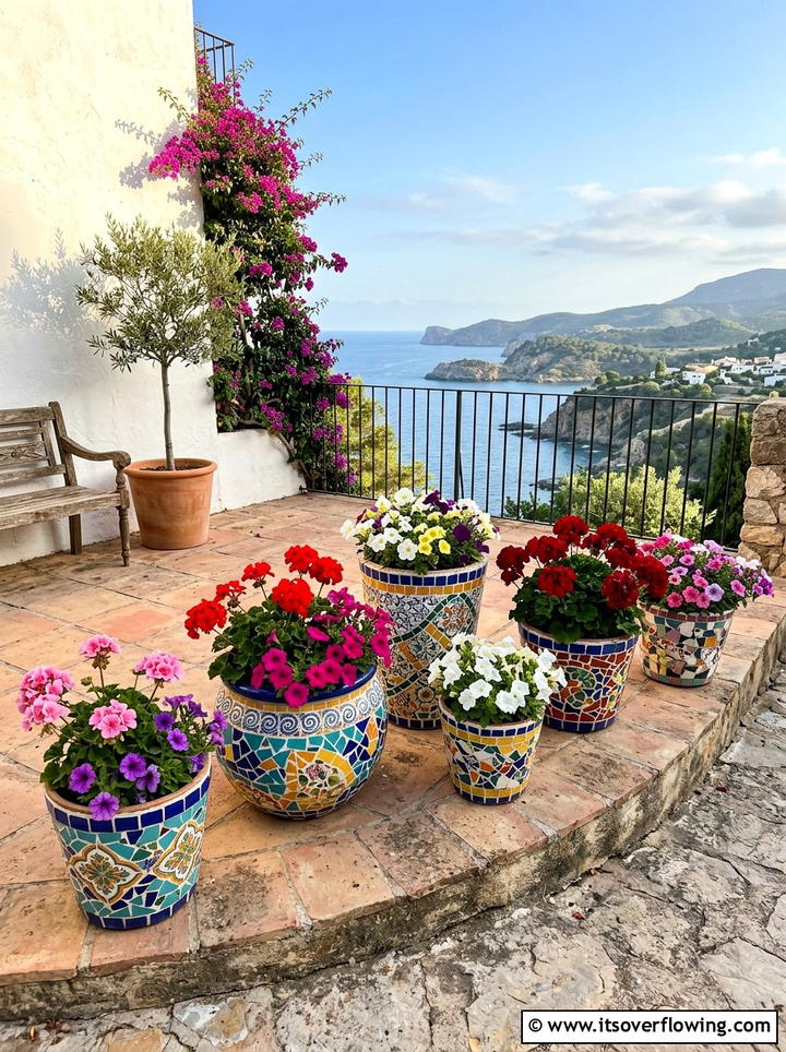 Mosaic planter pots - 25 recycled garden ideas with leftover tiles