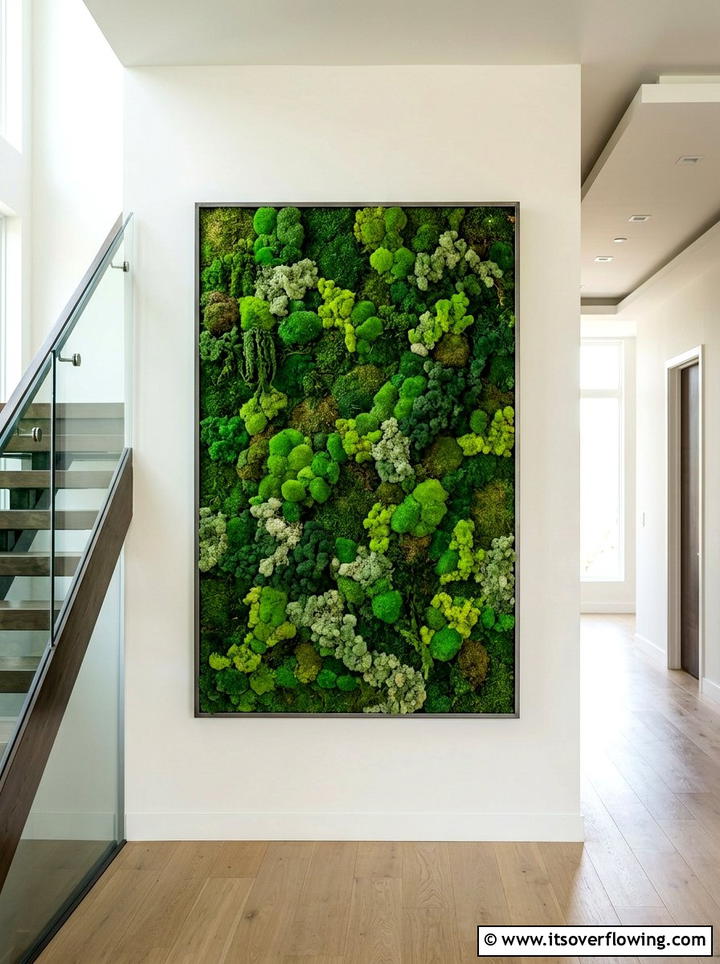 Moss Wall Art - 25 garden ideas for apartments