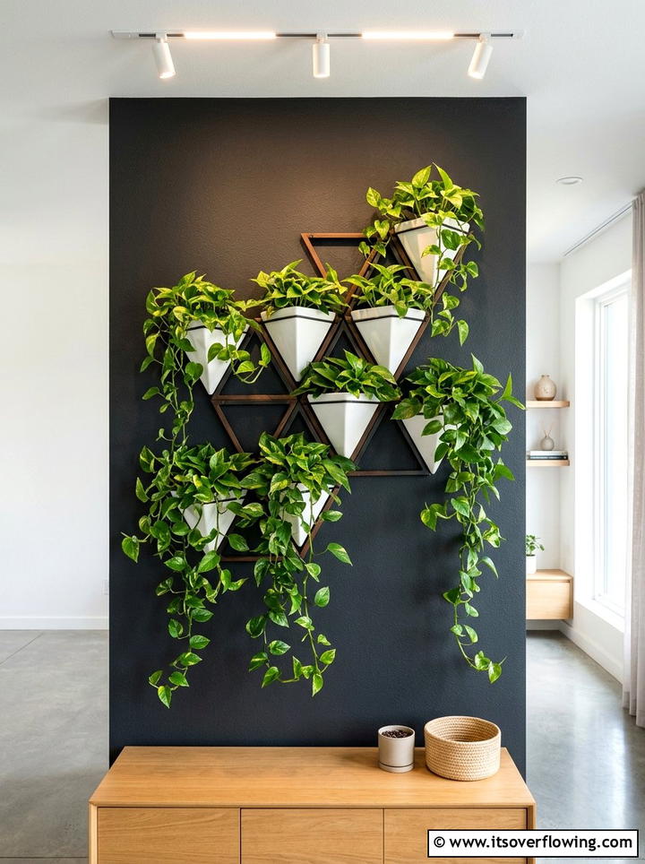 Mounted Wall Planter - 25 garden ideas for apartments
