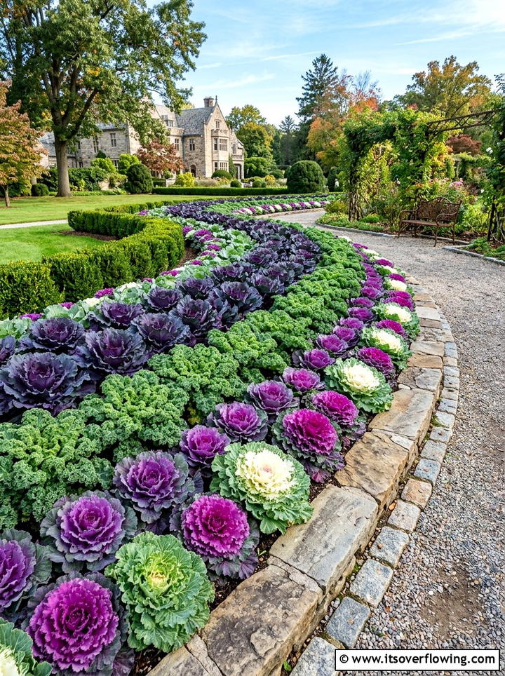 Ornamental Cabbage And Kale Display - 25 garden ideas for fall