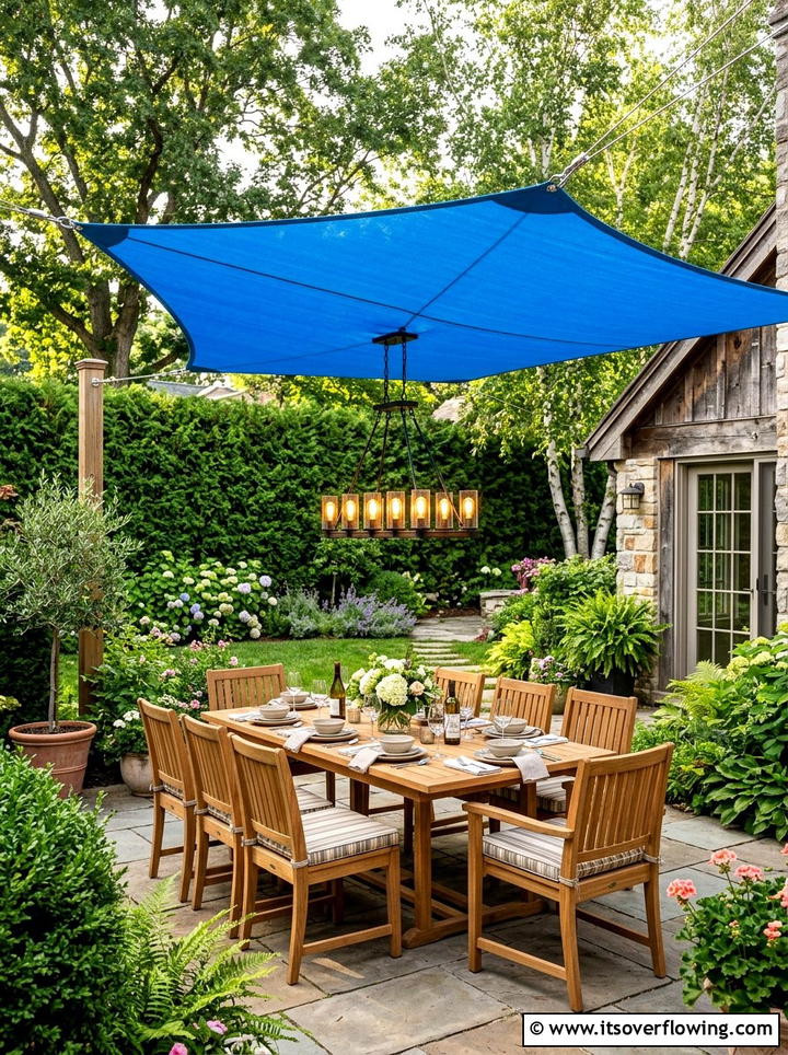 Outdoor Dining Area Canopy - 25 backyard ideas with shade sail