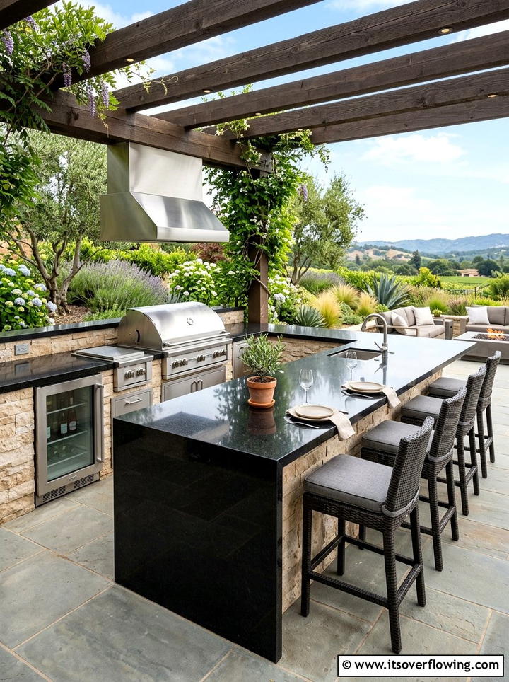 Outdoor Kitchen Bar - 25 garden design ideas with seating zones