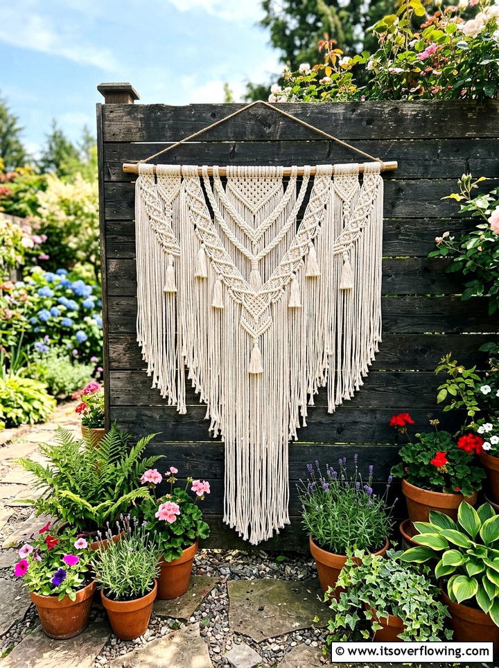 Outdoor Macrame Wall Hanging - 25 creative garden ideas with boho textures