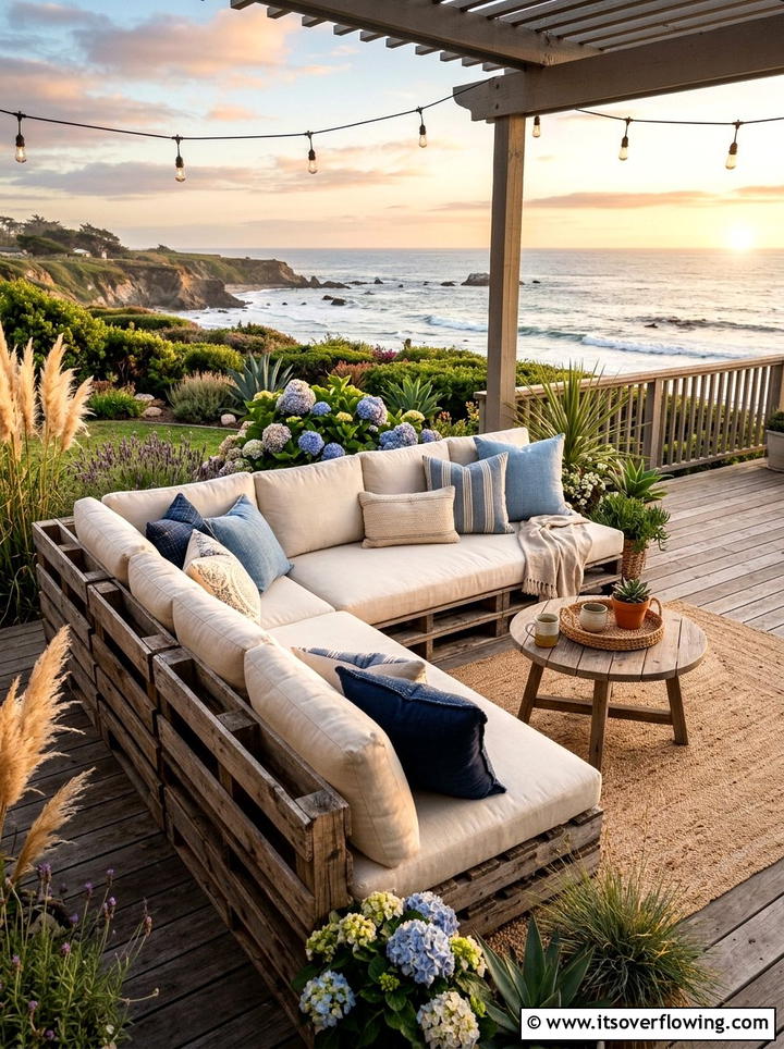 Outdoor Sectional Sofa - 25 garden decor ideas with pallet projects