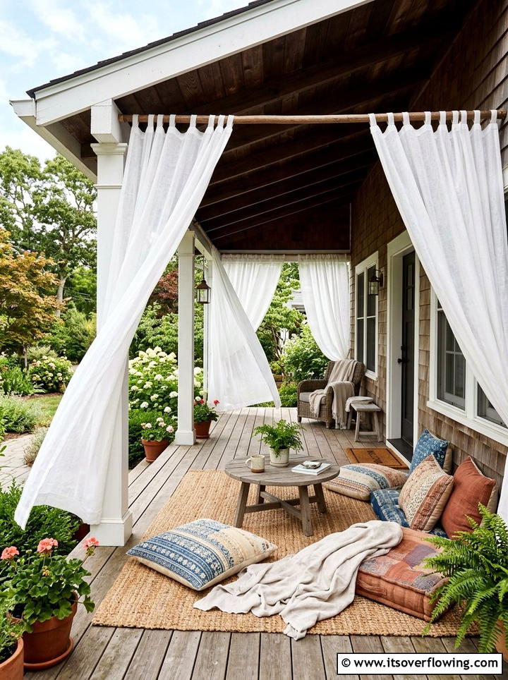 Outdoor Sheer Curtain - 25 front porch ideas with boho style