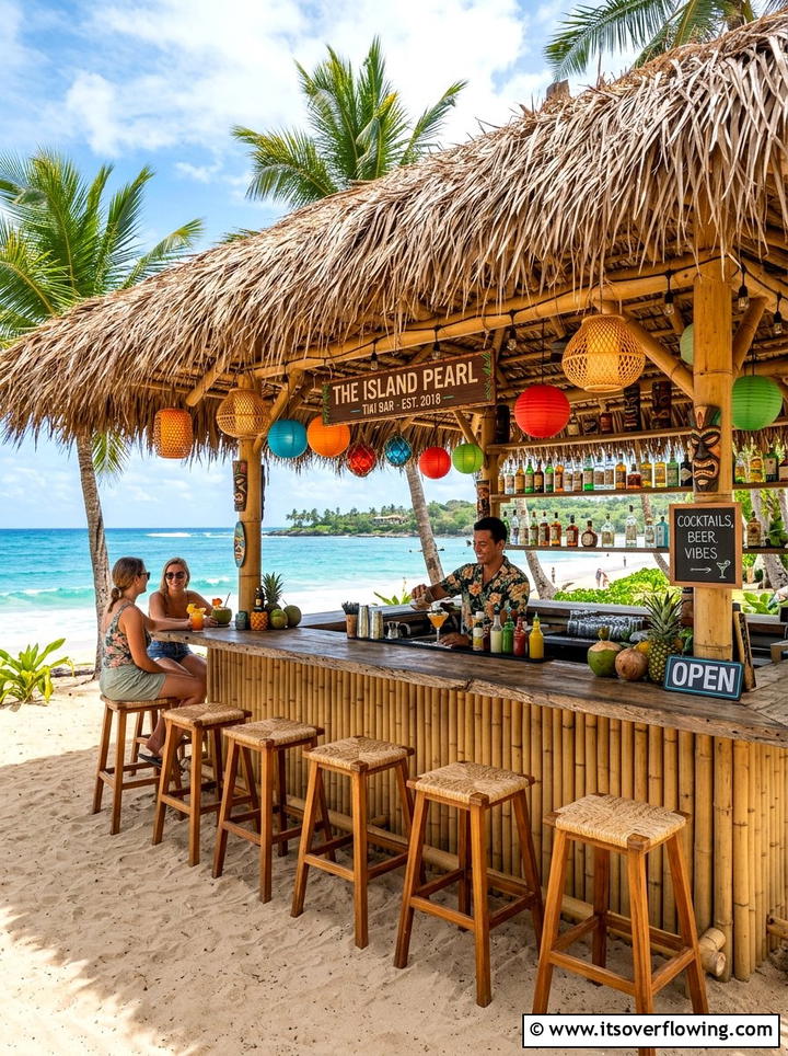Outdoor tiki bar - 25 backyard ideas with tropical retreat
