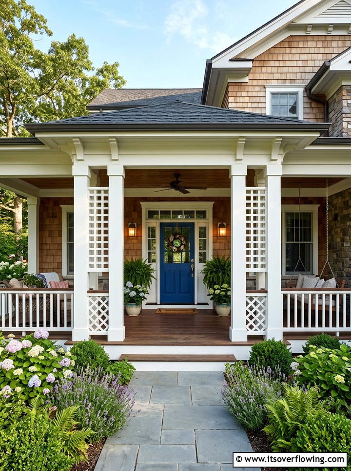 Overlaid Lattice On Porch Columns - 25 front porch ideas with lattice panels