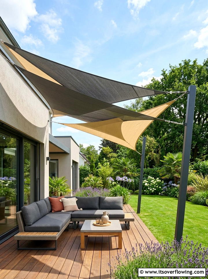 Overlapping Triangle Shade Sail - 25 backyard ideas with shade sail