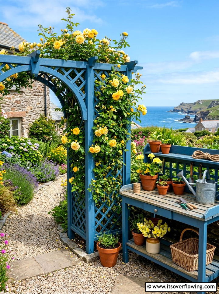 Painted blue garden trellis - 25 backyard ideas with trellis fence