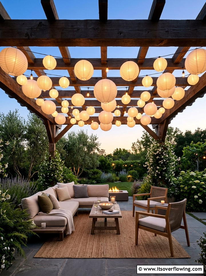 Paper lantern canopy - 25 garden decor ideas for outdoor parties