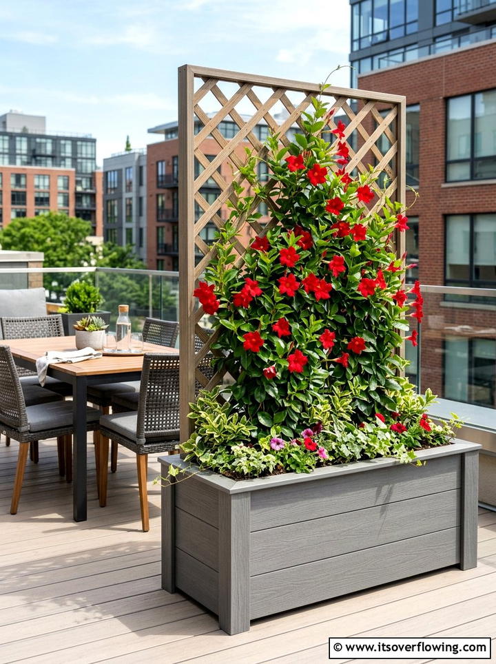 Patio planter with trellis - 25 garden ideas with trellis