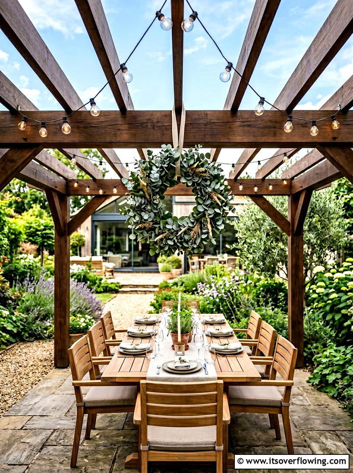 Pergola Beam Wreath - 25 garden decor ideas with seasonal wreaths