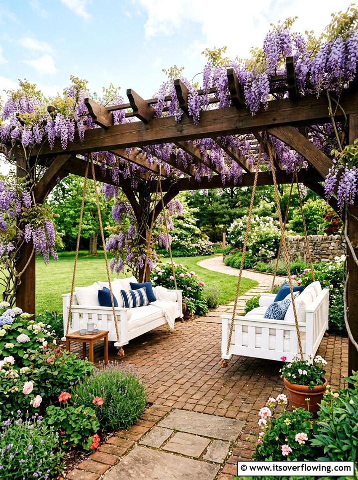 Pergola With Hanging Swings - 25 backyard ideas with lounge area