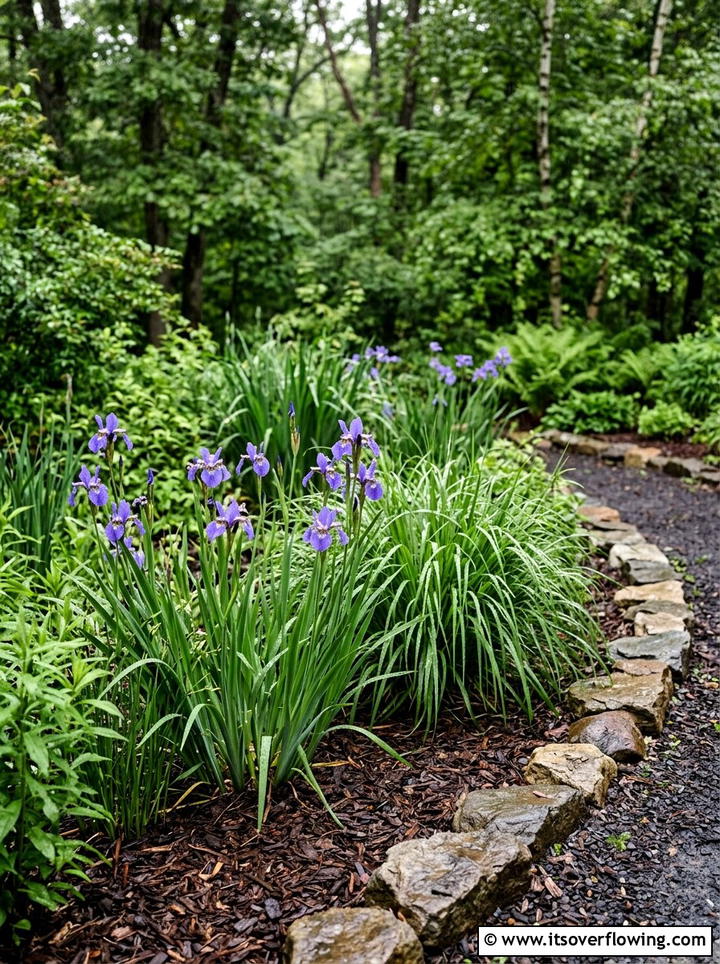Rain garden plants - 25 garden ideas for rainy climate