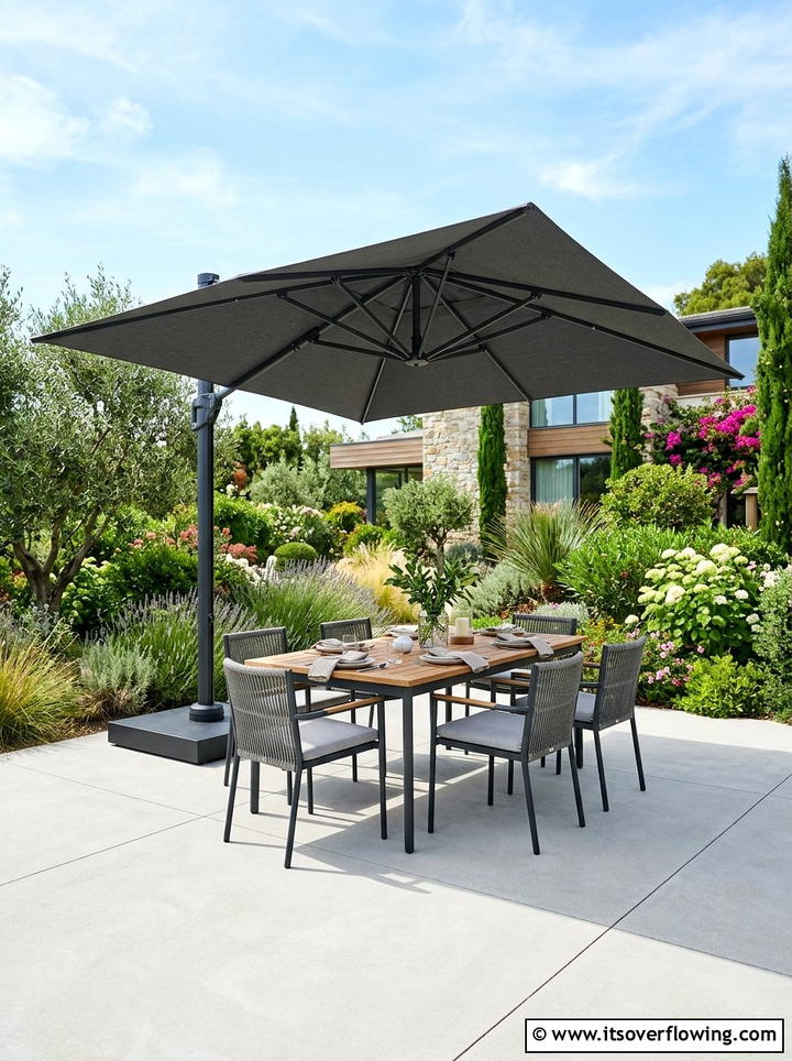 Rectangular Patio Umbrella - 25 backyard ideas with umbrellas