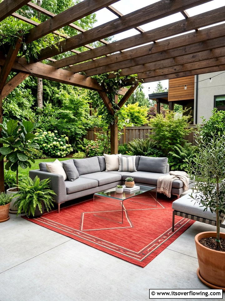 Red outdoor rug - 25 garden decor ideas with colorful accents
