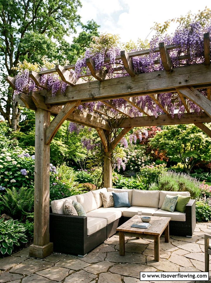 Rustic Wood Pergola - 25 backyard decorating ideas with seasonal decor