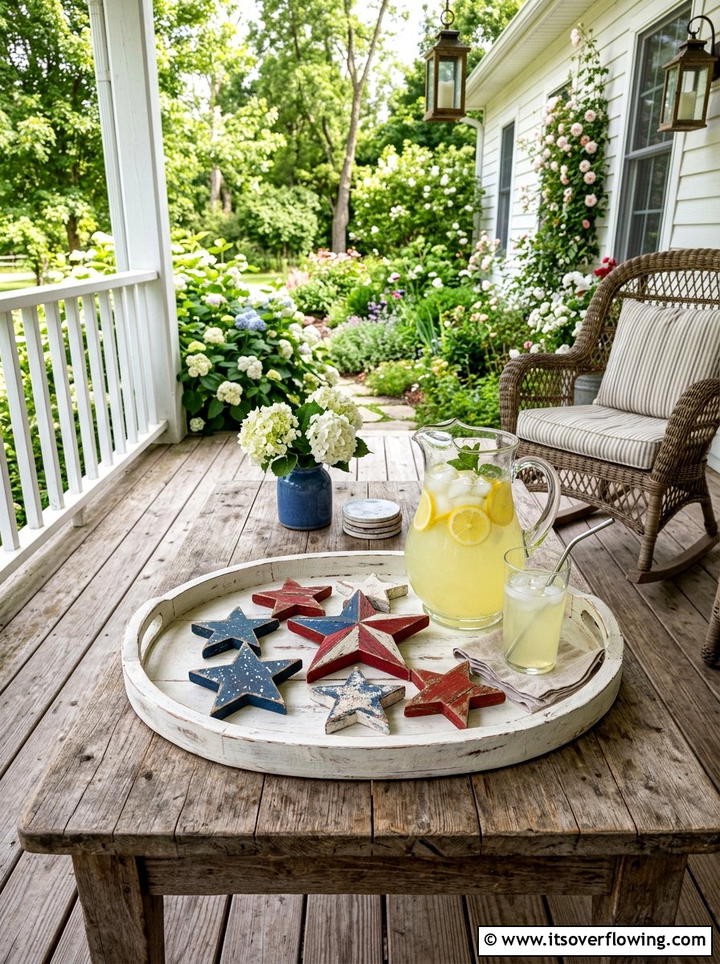 Rustic wooden stars - 25 front porch ideas with patriotic decor