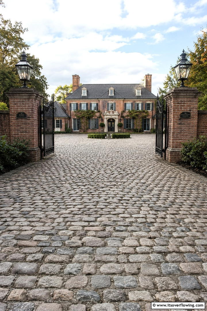 Sandstone Warmth - 30 Exterior Stone Types for Rustic to Modern House Designs