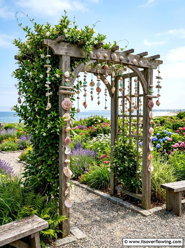 Seashell trellis decoration - 25 recycled garden ideas with seashells