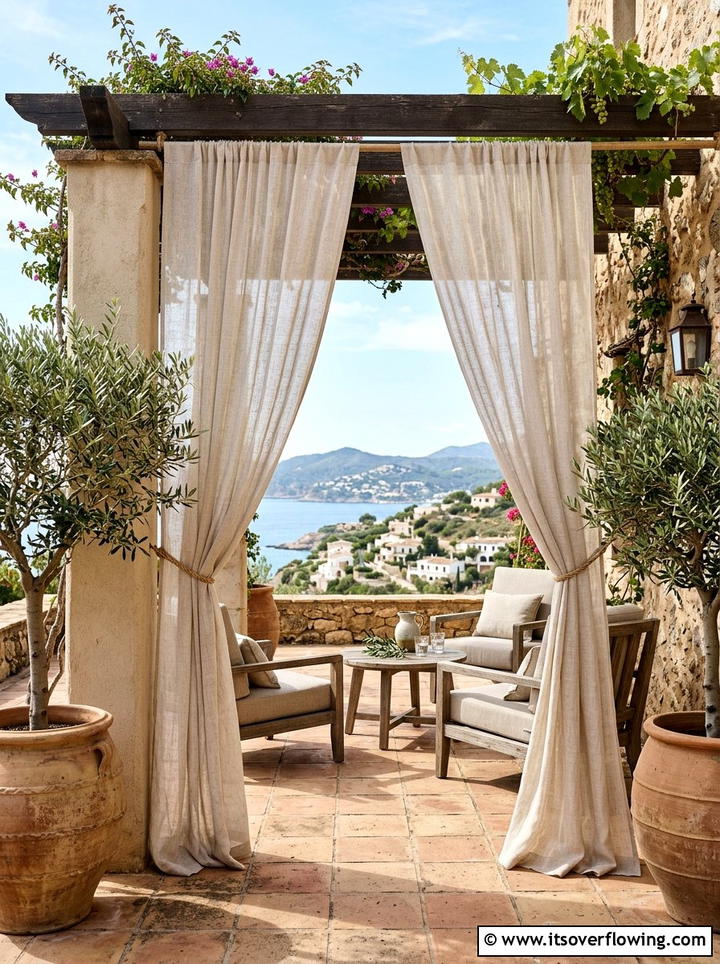 Sheer linen outdoor drapes - 25 backyard ideas with pergola curtains