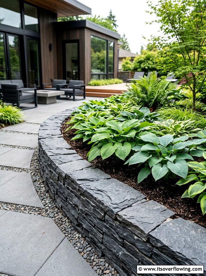 Slate stone edge - 25 backyard ideas with edging