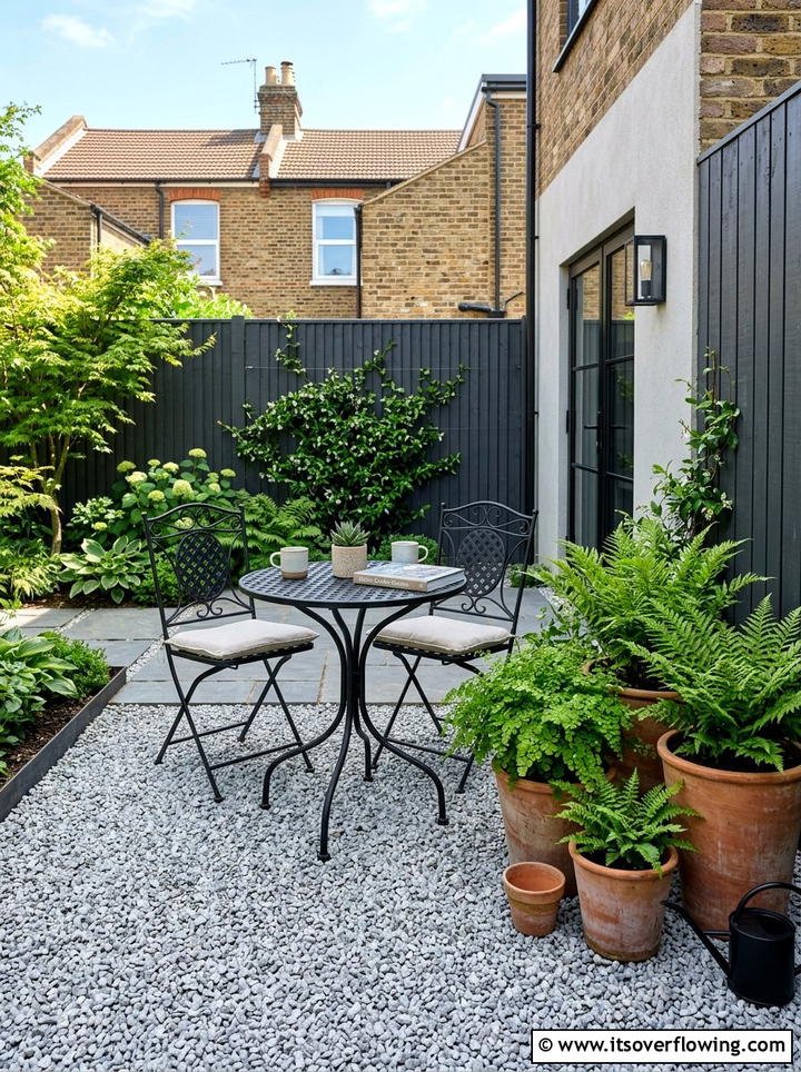 Small Backyard Gravel Patio - 25 backyard decorating ideas with gravel zones