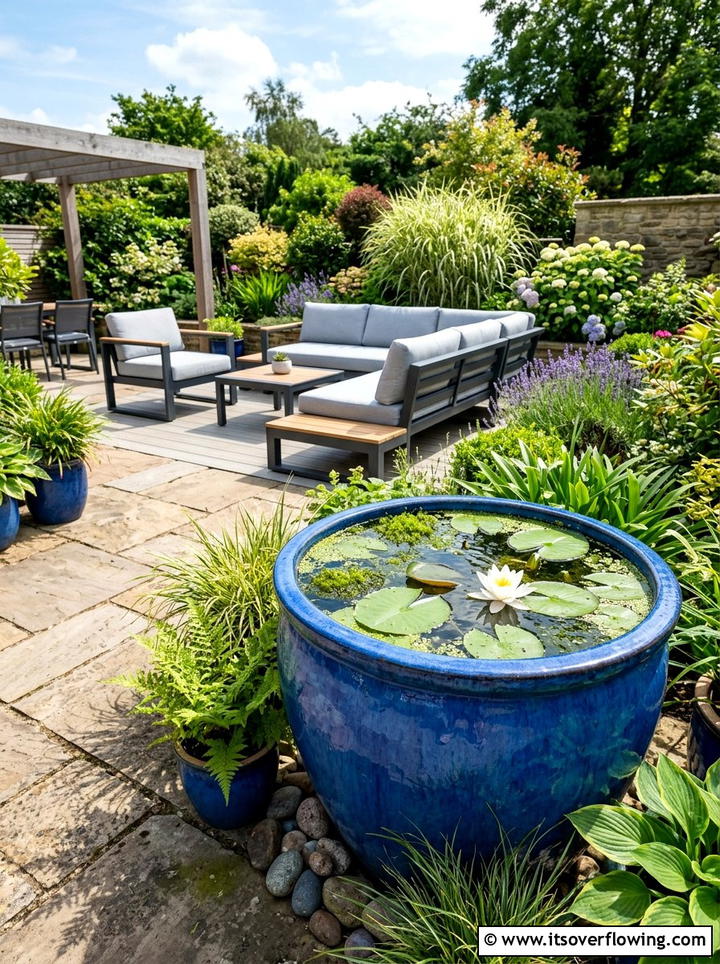 Small Container Pond - 25 creative garden ideas with mini ponds