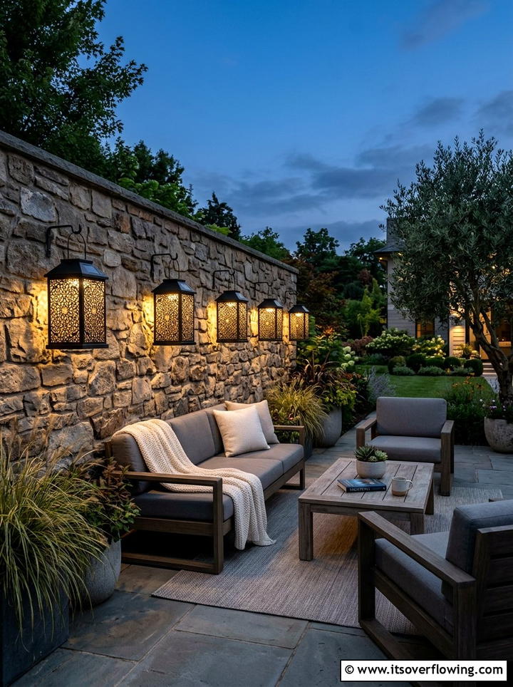 Solar Lantern Lighting - 25 small garden ideas for renters