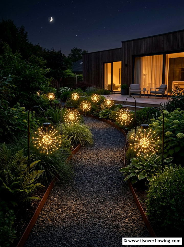 Solar starburst lights - 25 garden decor ideas with hanging decor