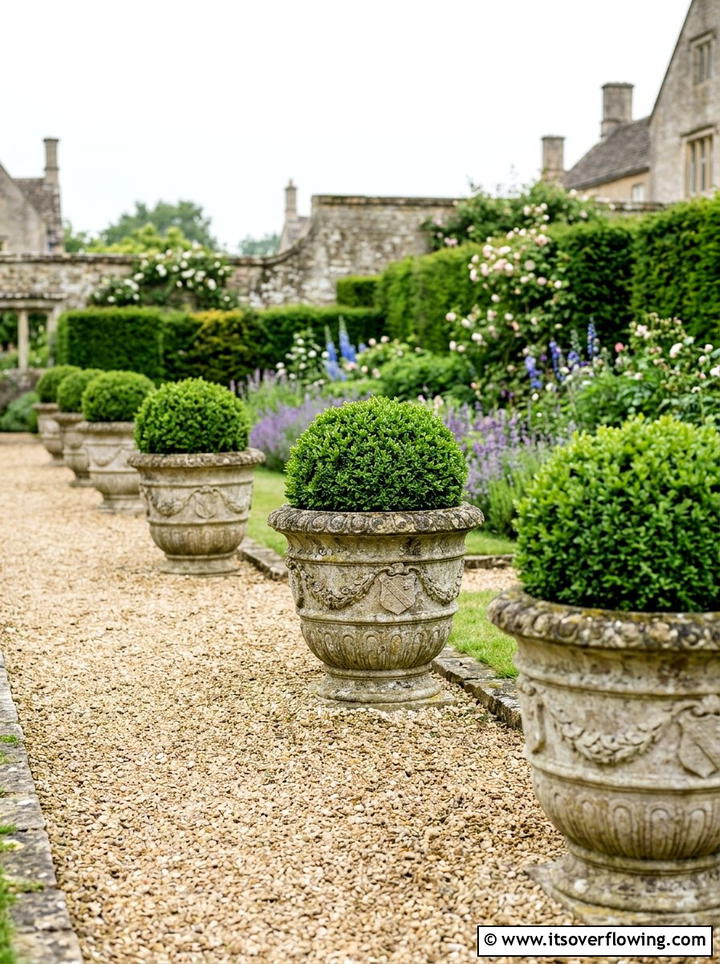 Stone Garden Planters - 25 backyard decorating ideas with planters