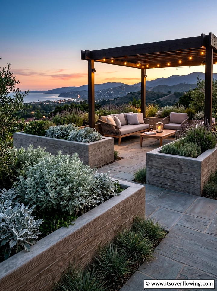 Textured concrete planter terrace - 25 garden ideas with concrete planters