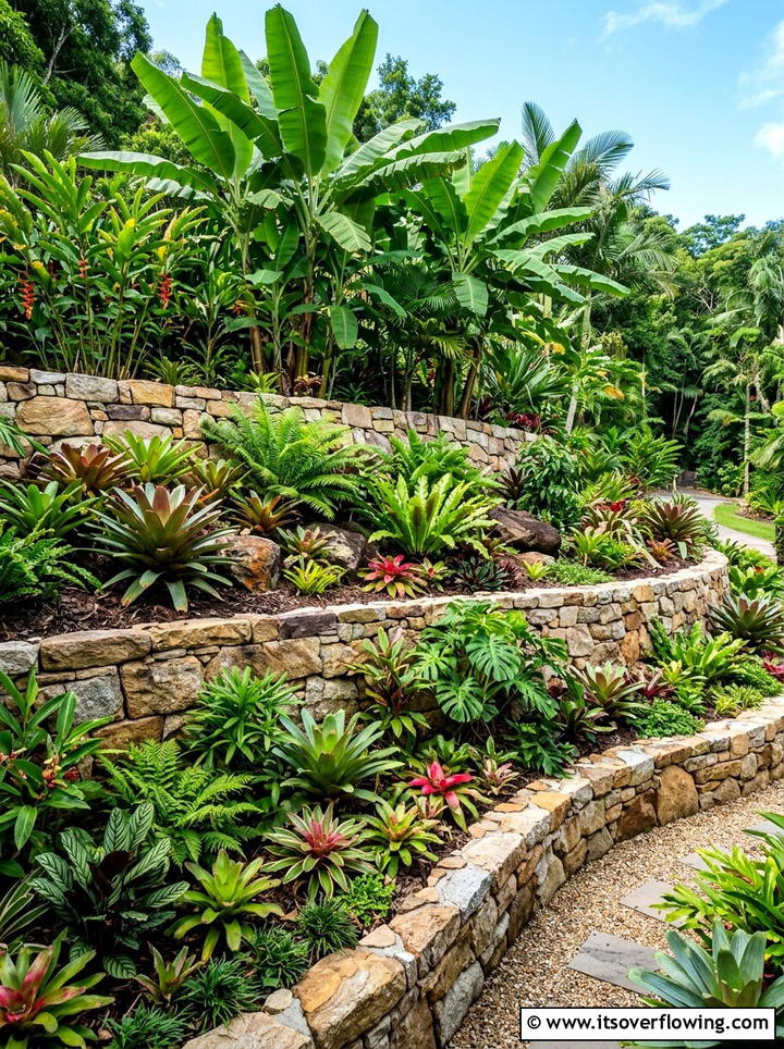 Tiered Garden Bed - 25 garden ideas for tropical style