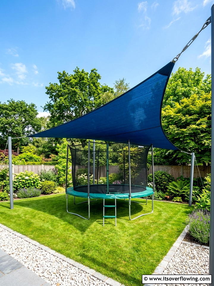 Trampoline Under Shade Sail - 25 backyard ideas with trampoline zone