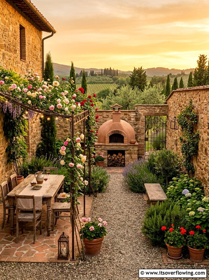 Tuscan style backyard - 25 backyard ideas with pizza oven